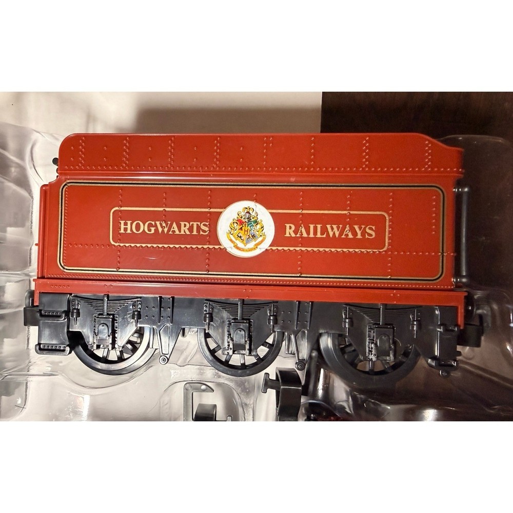 Hogwarts Express Ready-to-Play Train Set w/ Bluetooth New Large Wizarding World