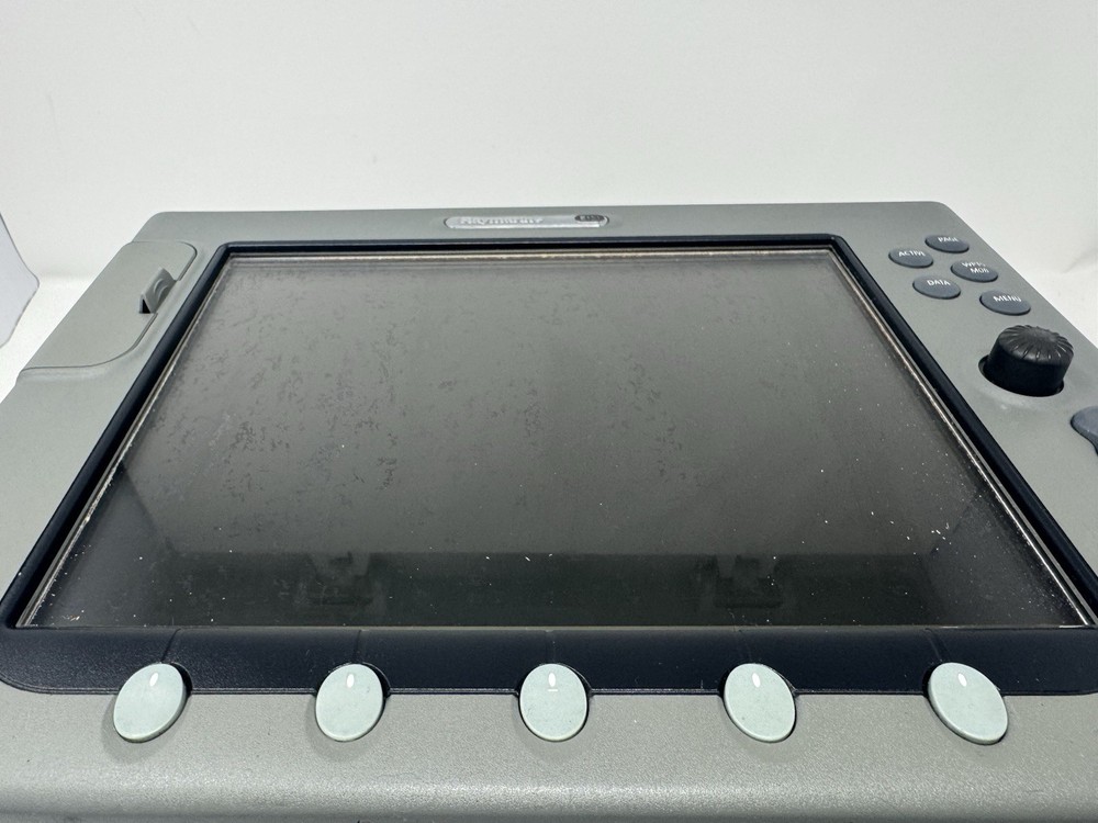 RAYMARINE E120 GPS CHART PLOTTER FISHFINDER RADAR & DSM 300