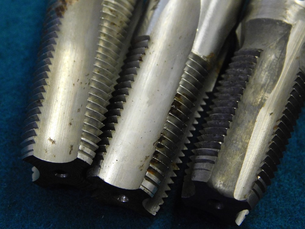 3 Excellent 3/8"-18 NPT Pipe Taps