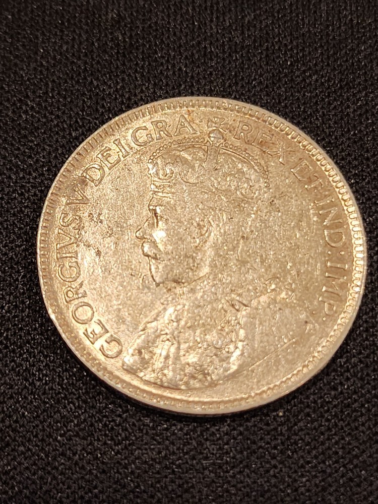 1930 Canada 25 Cents Silver Coin