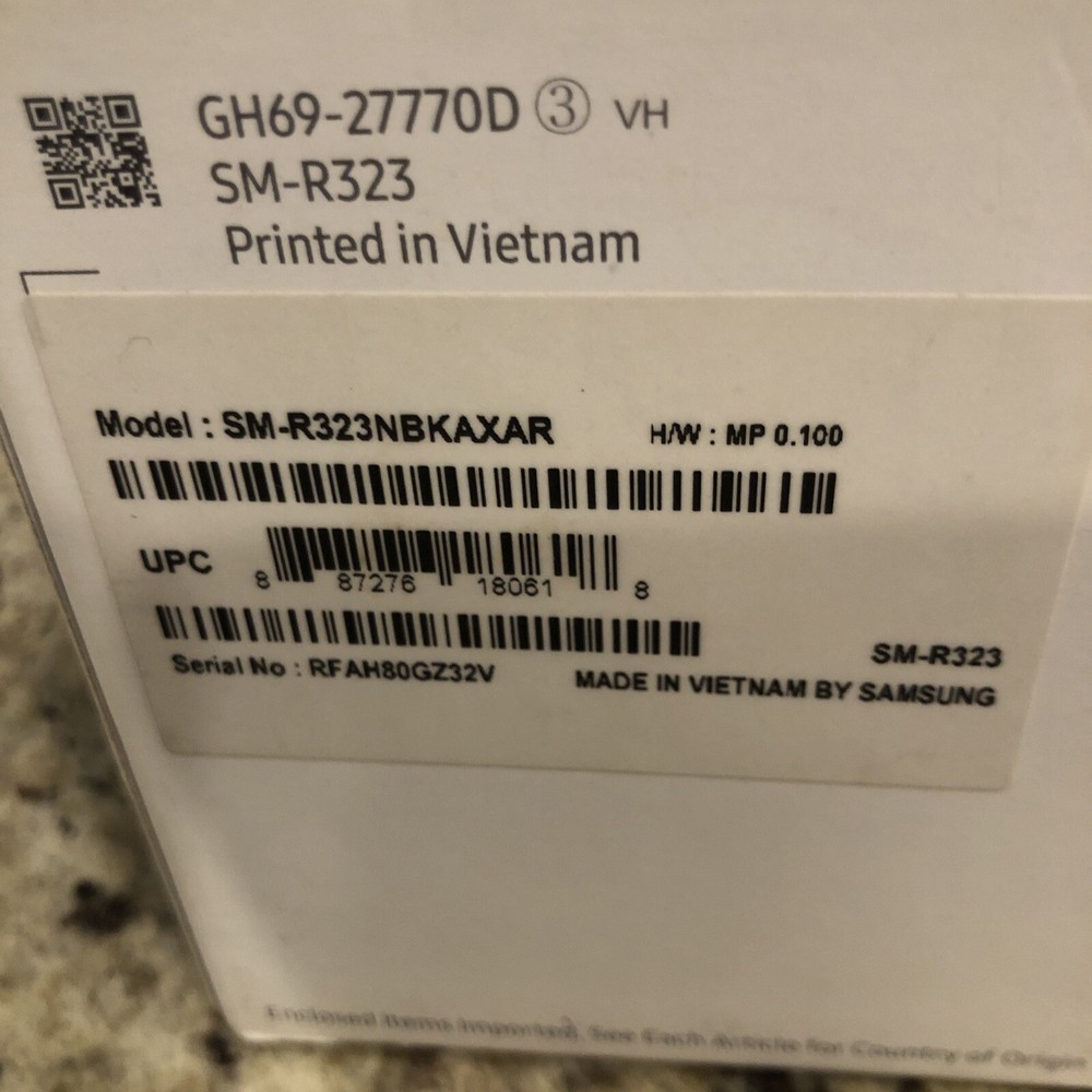 SAMSUNG GEAR VR POWERED BY OCULUS SM-R323