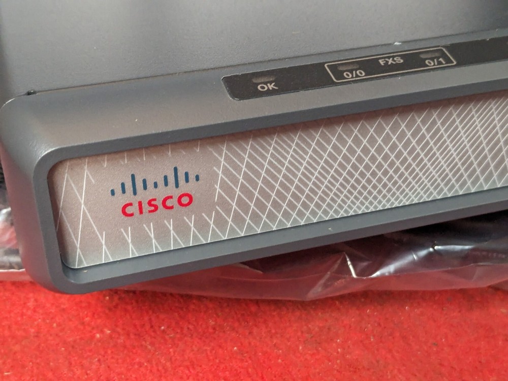 New, Open box Cisco VG202 Analog Voice Gateway VoIP