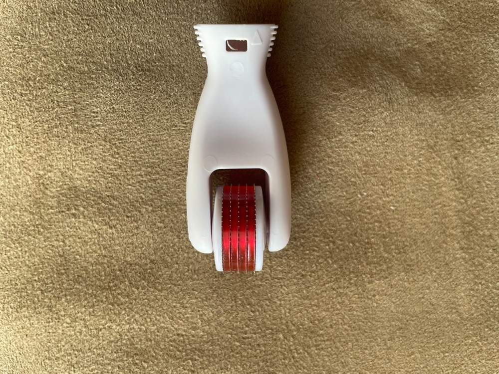 Collagen Stimulation Microneedling Rollers 4 IN 1 Dermaroller