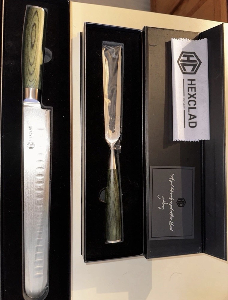 HexClad 10” Carving Knife & 6” Carving Fork Damascus Set.