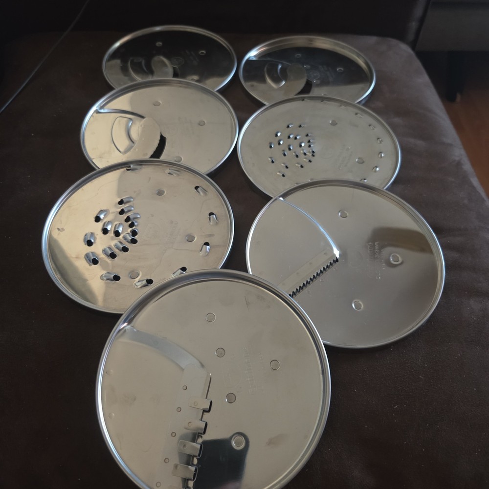Cuisinart Food Processor Disc Holder Rack & Slicing Shredding Discs Blades
