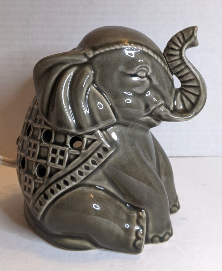 Ceramic Elephant w/Trunk Up Tabletop Night Light Accent Lamp Corded