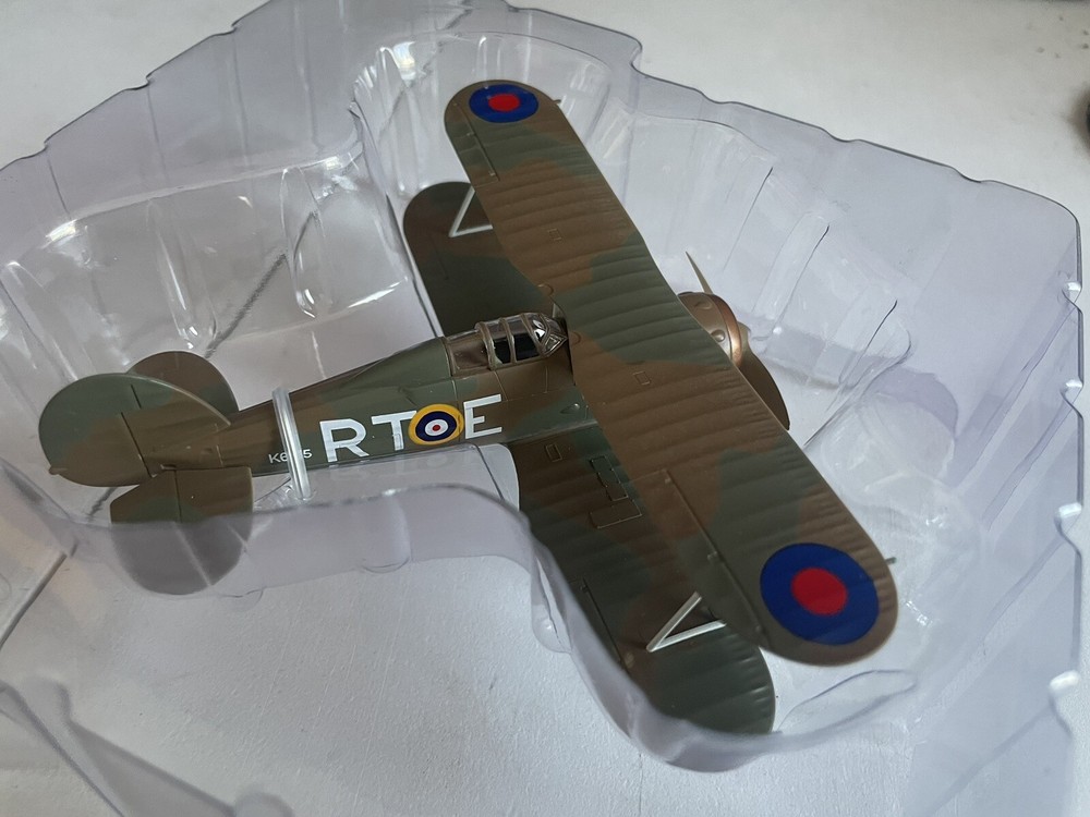Easy Model 36458 1/72 Scale Gladiator Mk.I 112 Sqn. RAF RT-E - Boxed