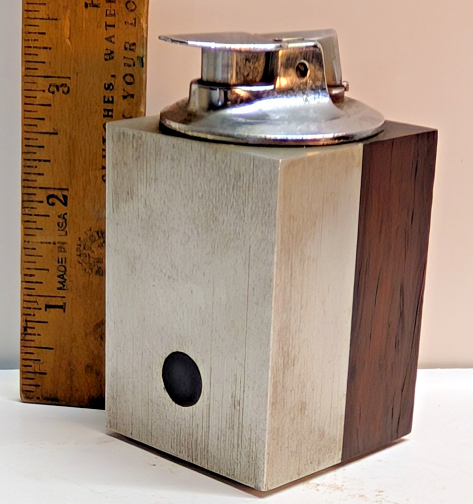 Vintage Ronson Cigarette Lighter