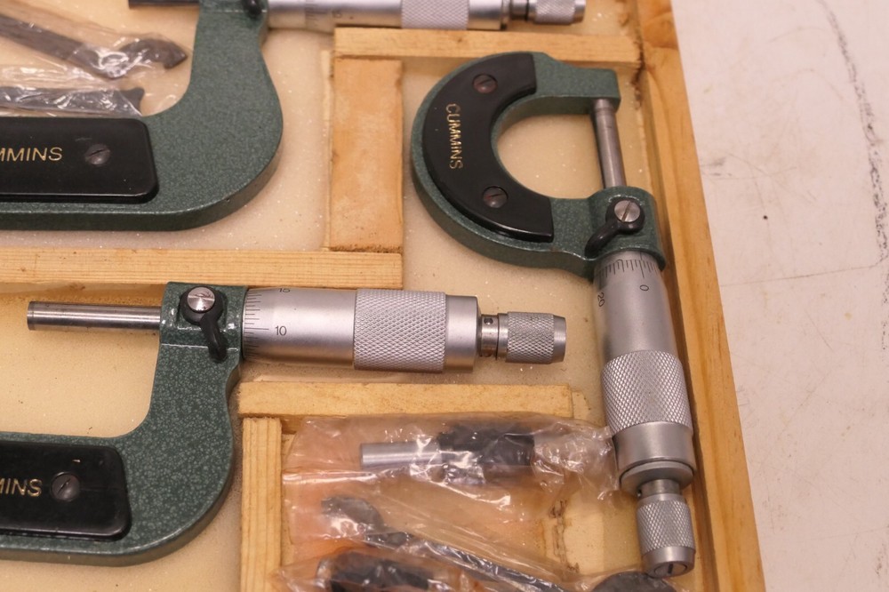 Cummins Industrial Tools 3 Piece Micrometer Set 0-3"