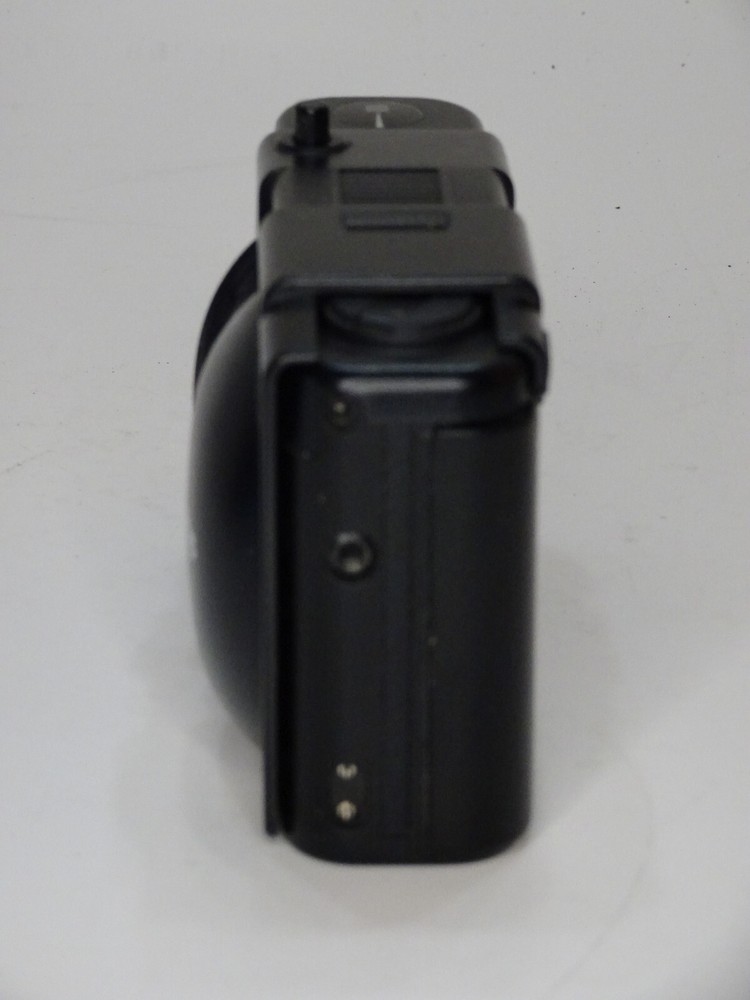 OLYMPUS XA1 RANGEFINDER POINT & SHOOT CAMERA *