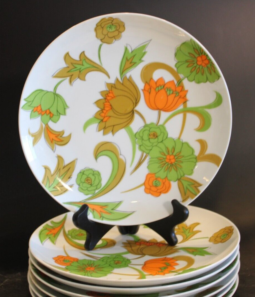 Mikasa Everglade 8 Dinner Plates 10 3/8"