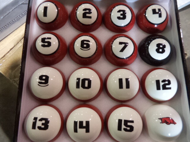 Arkansas Razorbacks Billiard Ball Set