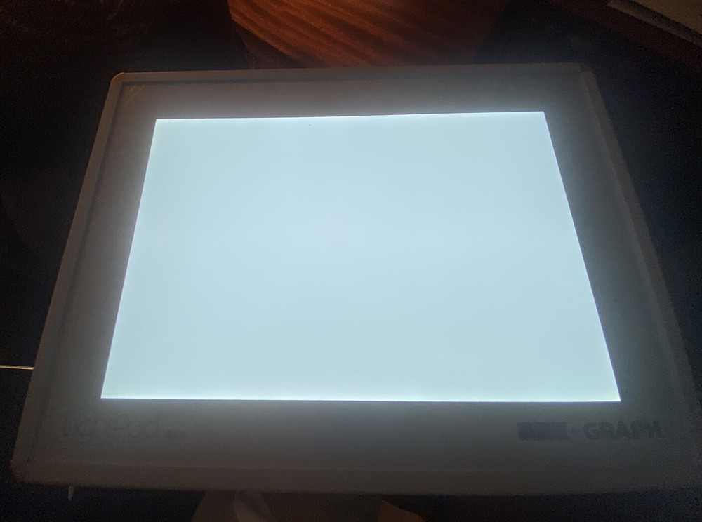 Artogragh Light Pad A920