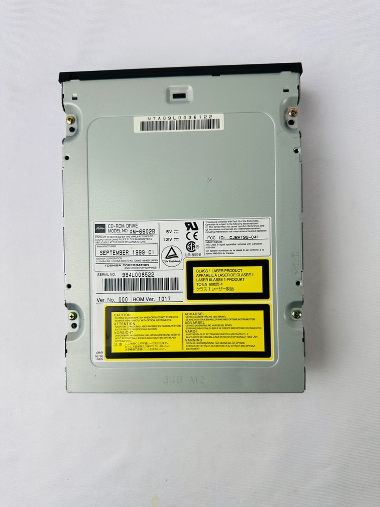 Toshiba XM-6602B CD-ROM Drive