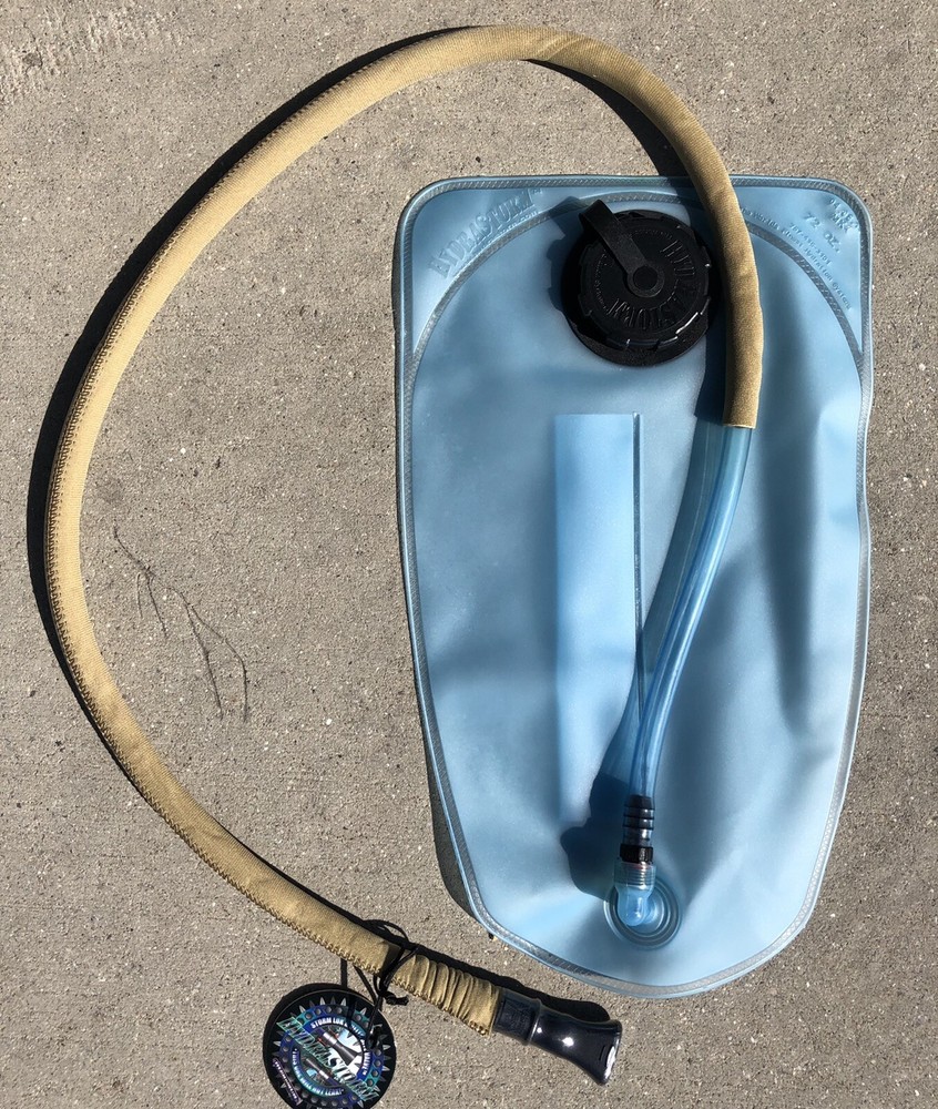 New Hydrastorm 72 oz.  Hydration System Reservoir Bladder & Hose