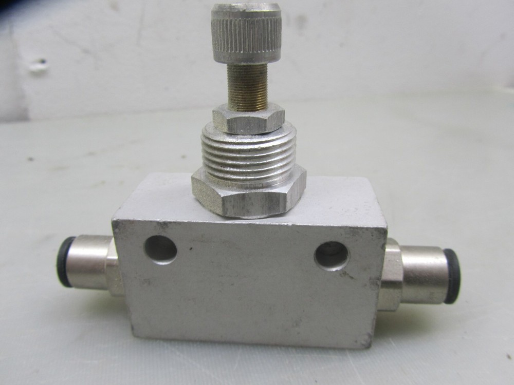 BOSCH 0 821 200 005 BRASS FLOW CONTROL CHECK VALVE, USED