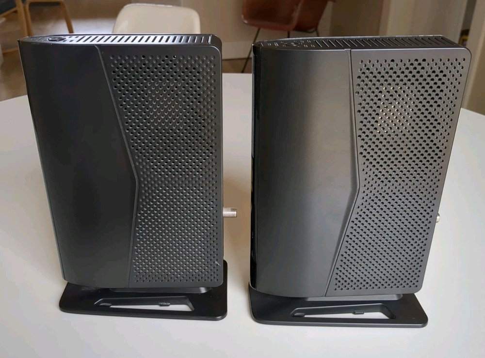 2 Actiontec WCB6200Q Wireless Network Extender Verizon WiFi