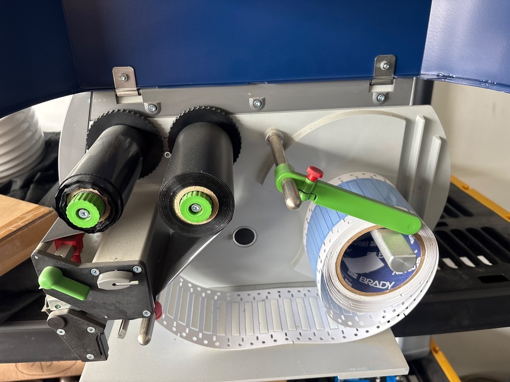 BRADY BP-PR300 PLUS THERMAL LABEL PRINTER
