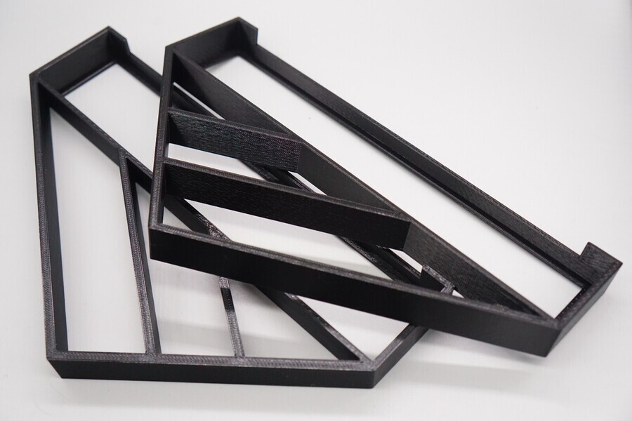 Custom Angled Desk Display Stand for Akai MPC Live 2 Studio Controller (Live II)