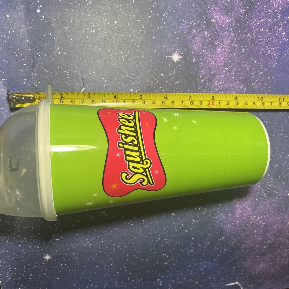 Universal Studios Exclusive The Simpsons Kwik E Mart Squishee Large Travel Cup
