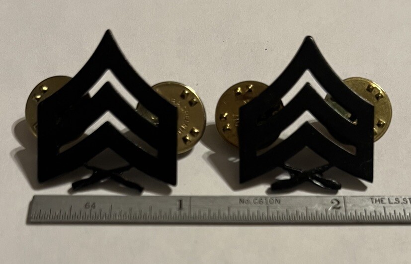 US Marine Corps Sergeant Rank Pin pair black USMC