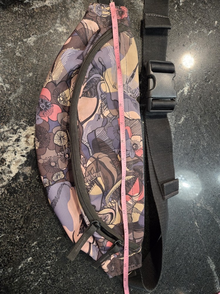 Nike Mushroom Waistpack Minor Damage Please Read Description