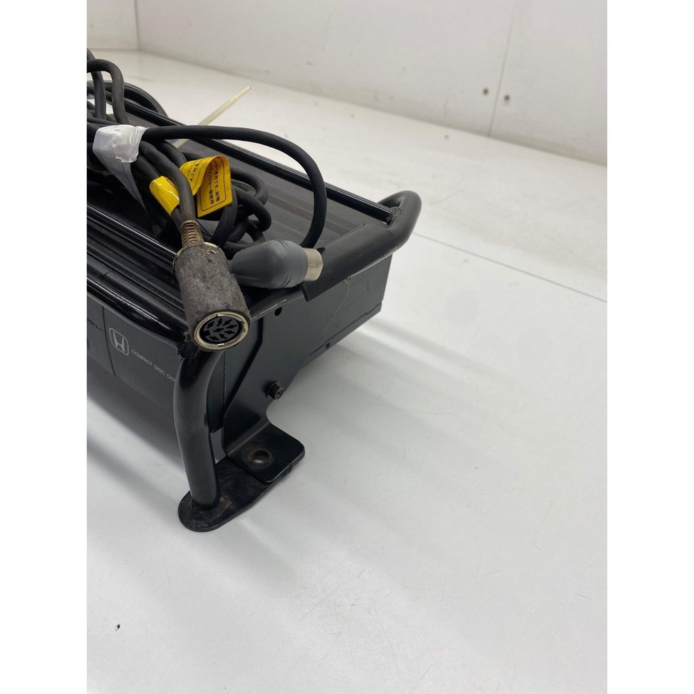 Honda S2000 CD disc changer AP1 1999