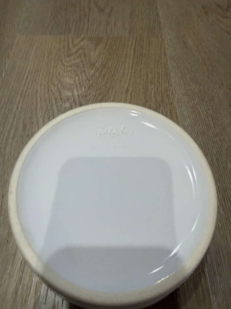 Juliska white stoneware berry and thread bowl 6.5”