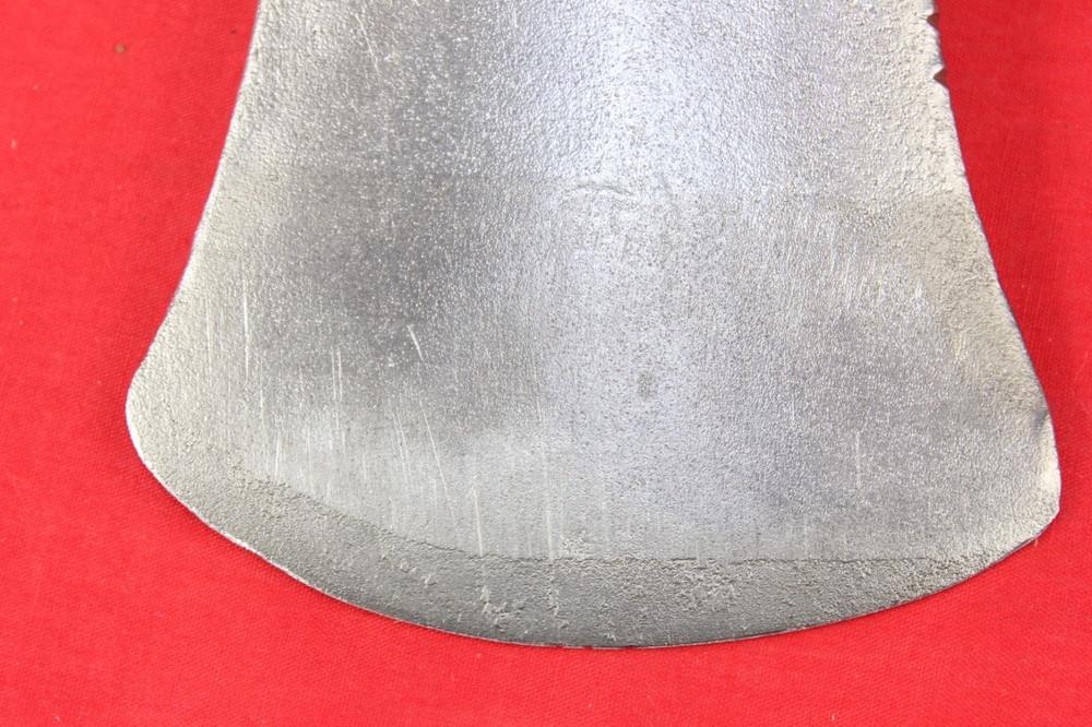 Vintage Unbranded Single Bit Axe Head, 3 lb. 4.5 oz
