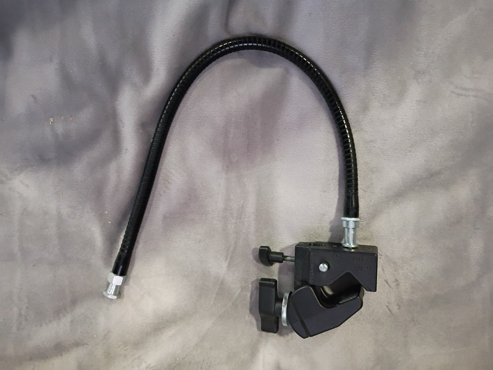 Manfrotto 035 Super Clamp With Flexarm Attached