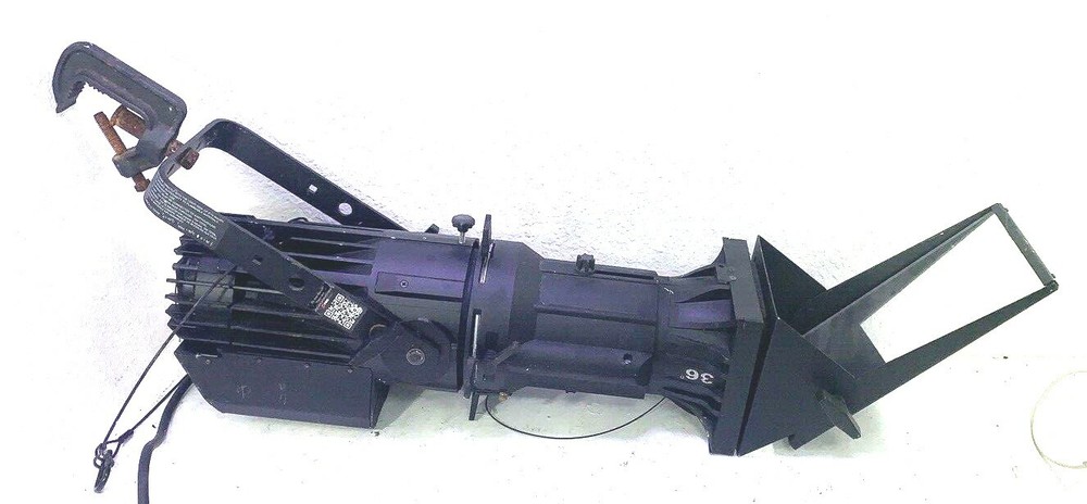 PRG Model RN-1 Source Four Lighting System w/ refraction mirror included