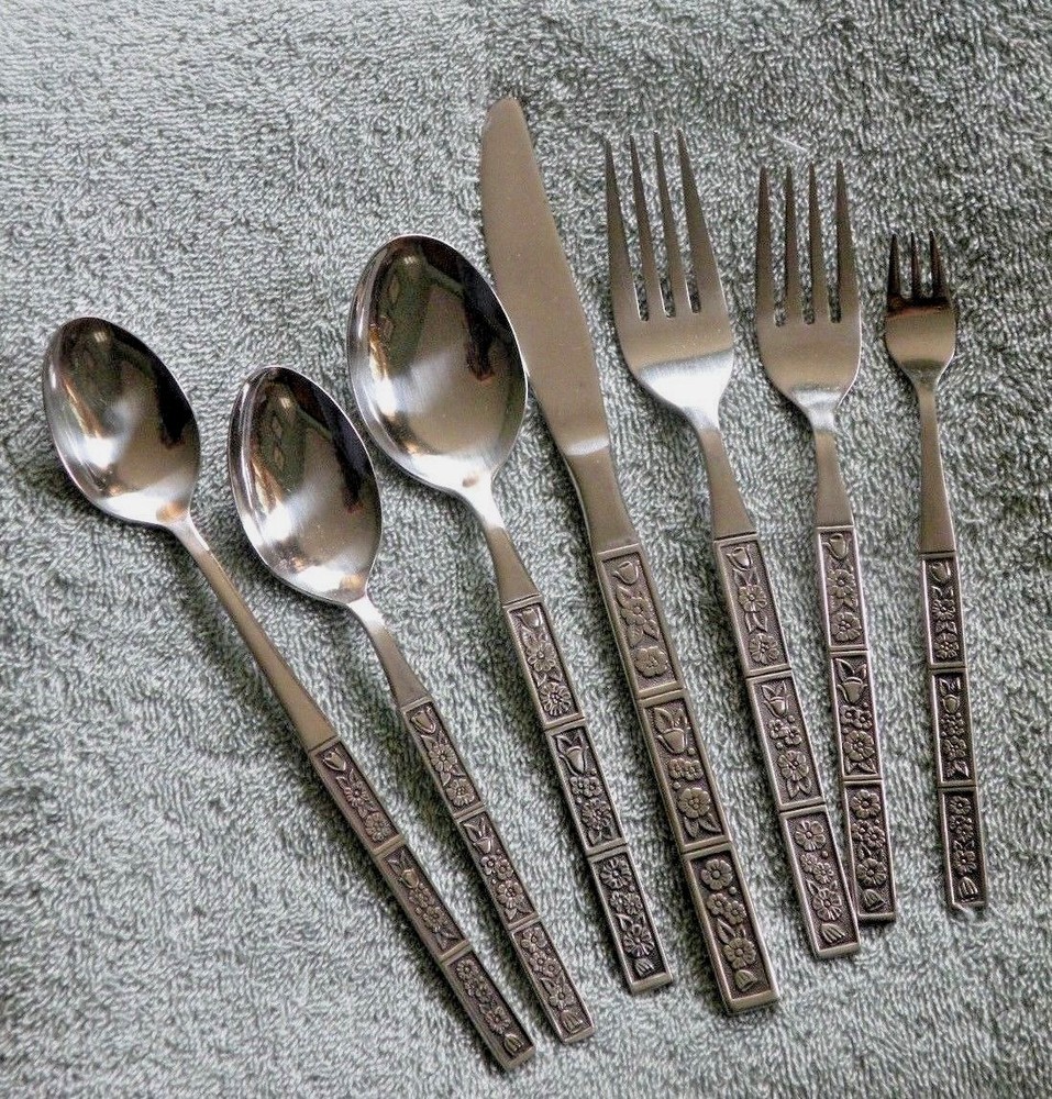 SPRING FEVER Northland KOREA / Oneida - Stainless Silverware / Flatware - CHOICE