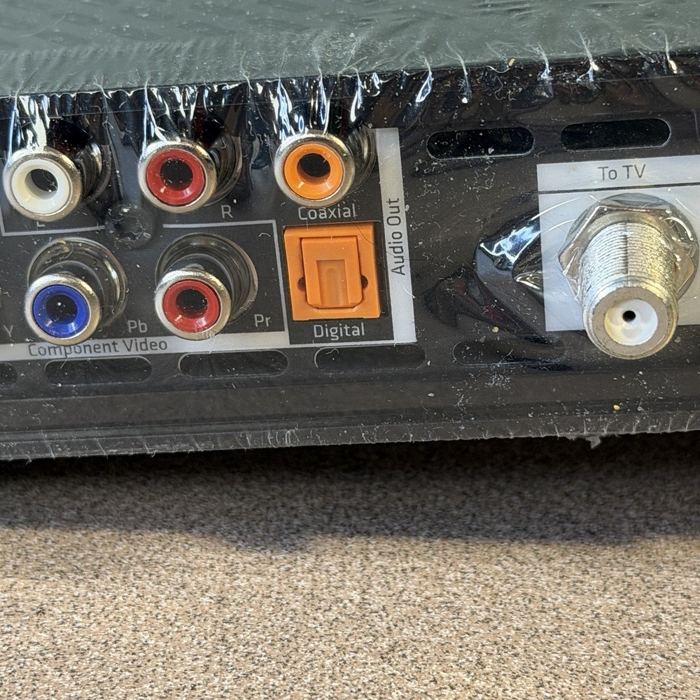 Xfinity - Comcast Cable Box Model PR150BNM W/Cords, Remote & Battery