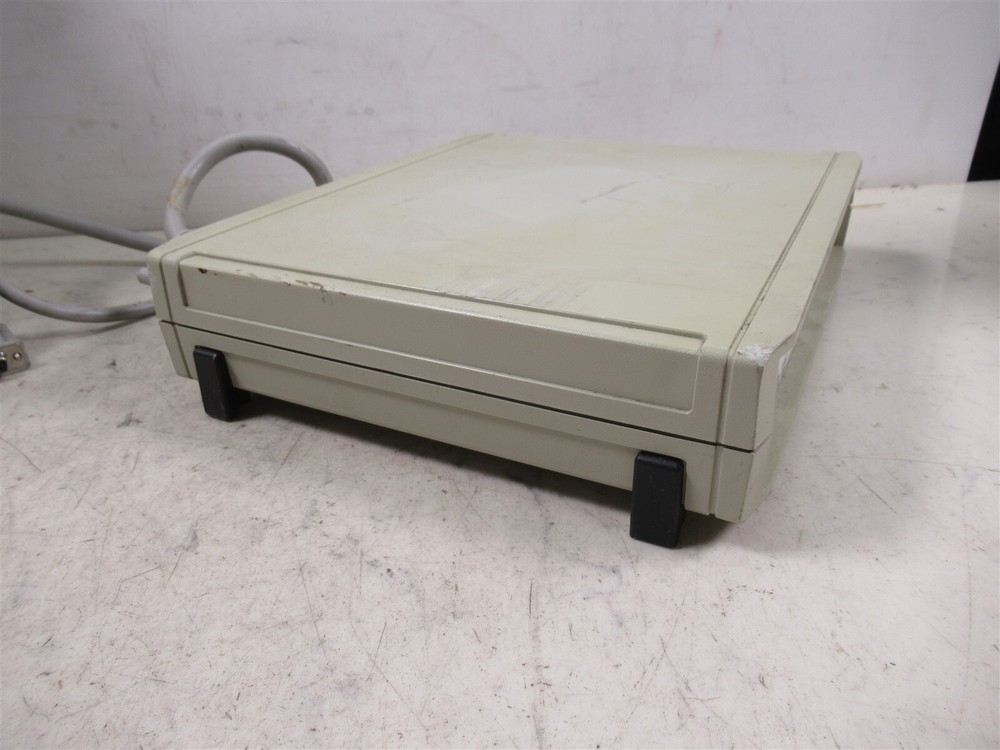 BIOPAC Systems MP100A-CE Data Acquisition Module with Cables