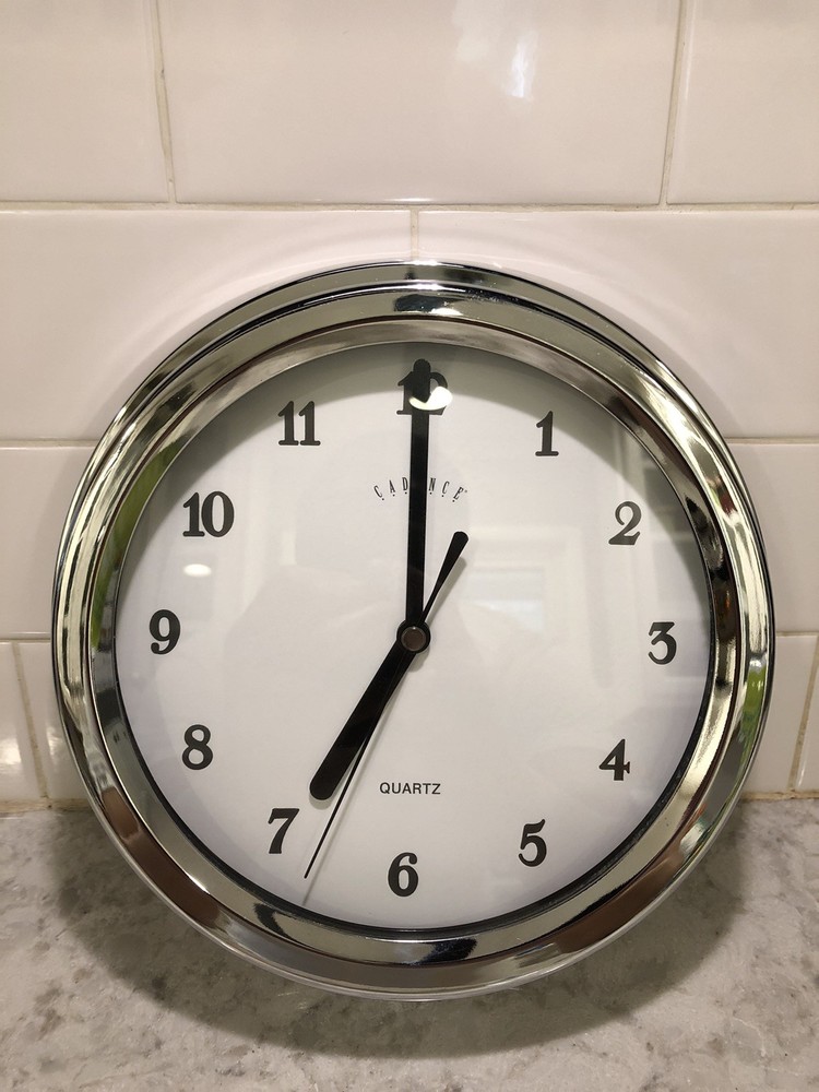 Vintage Cadence Silver Round Wall Clock Works