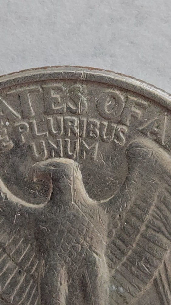 1995 P Washington Quarter Coin, cracks