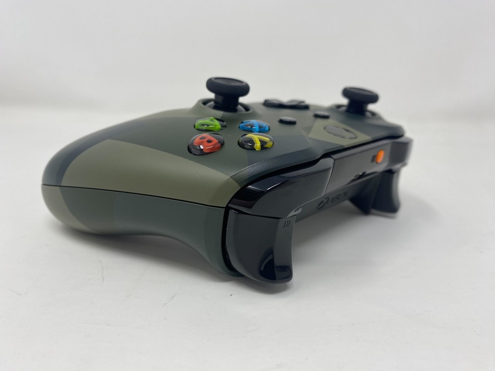 Microsoft Xbox One: Wireless Controller - Armed Forces 2 [USED - COMPLETE]