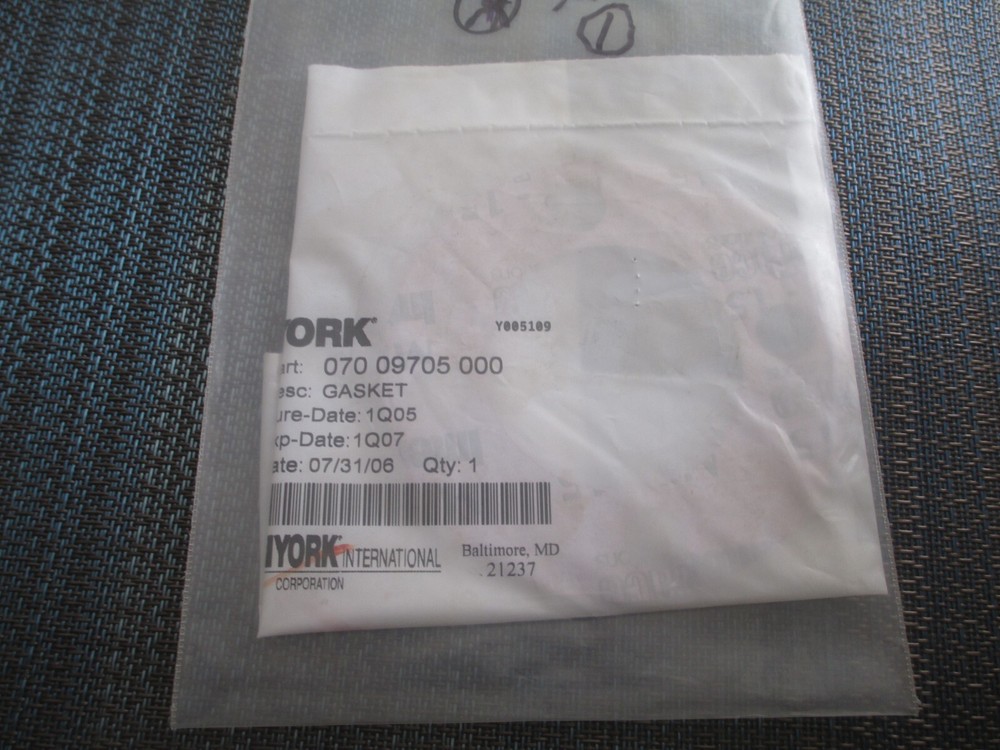 York 070-09705-000 Gasket NEW!