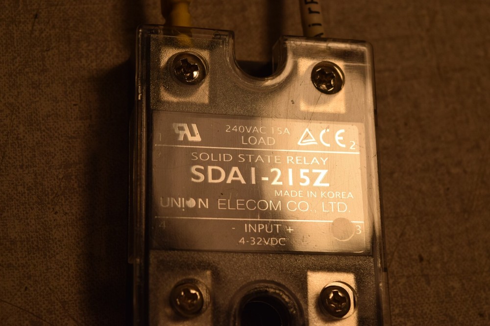 Union Elecom SDA1-215Z Solid State Relay