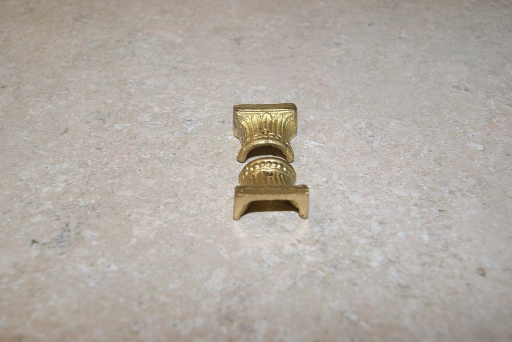 ORNATE COLUMN HOLDERS 1/2 INCH COLUMNS