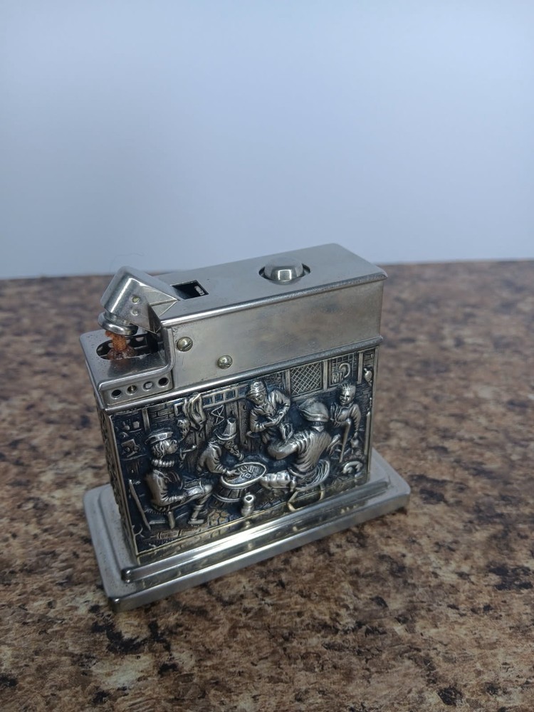 Vintage MYLFLAM .835S Silver Embossed Case TABLE LIGHTER Push Button