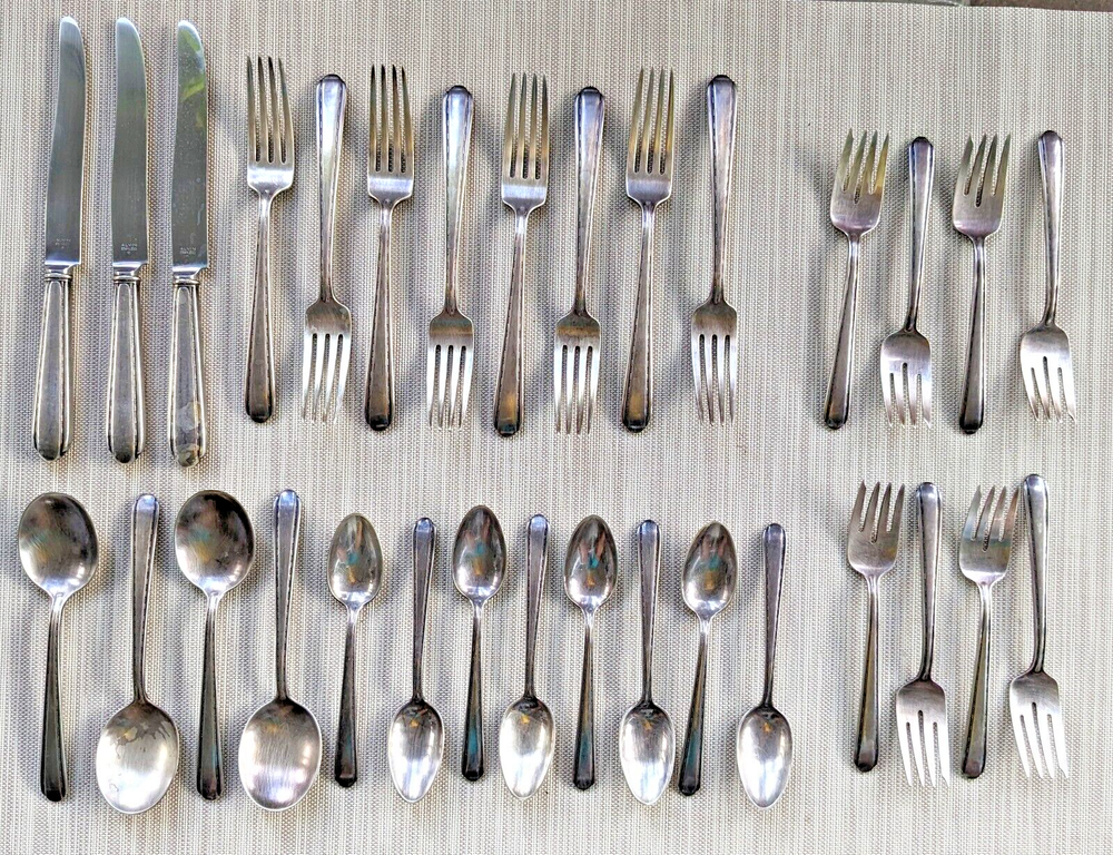 ALVIN 31 pc Silver Plated MELODY Flatware Set