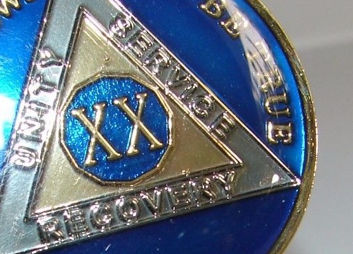 Blue Alcoholics Anonymous 20 Year AA Medallion Coin Chip Token Sobrity Sober