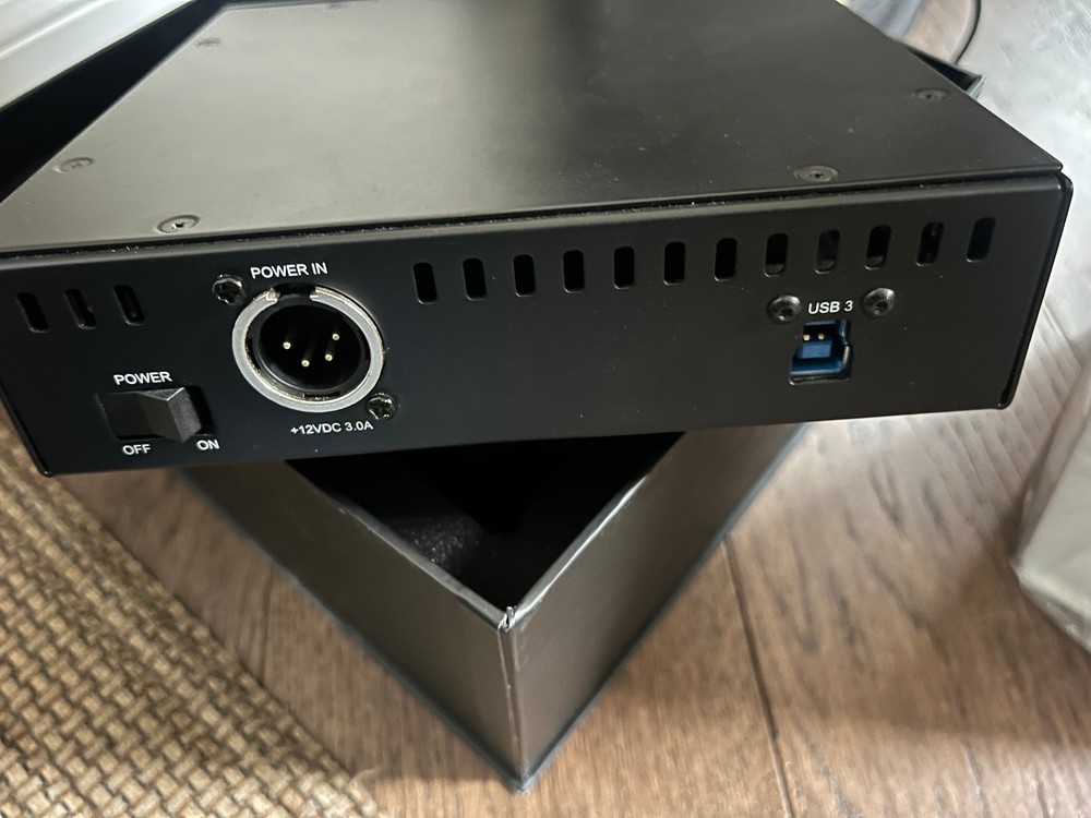 Universal Audio UAD-2 Satellite USB 3 Quad Core DSP Accelerator (for Windows PC)
