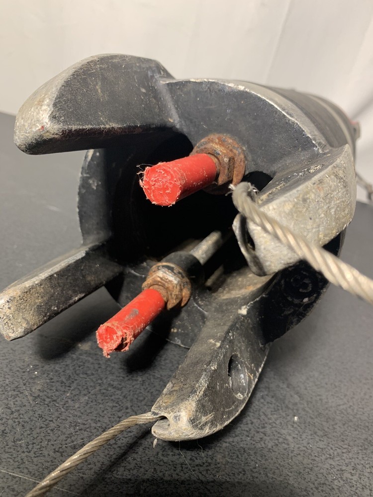 Q CUES Sewer Low Void Chemical Packer 4”