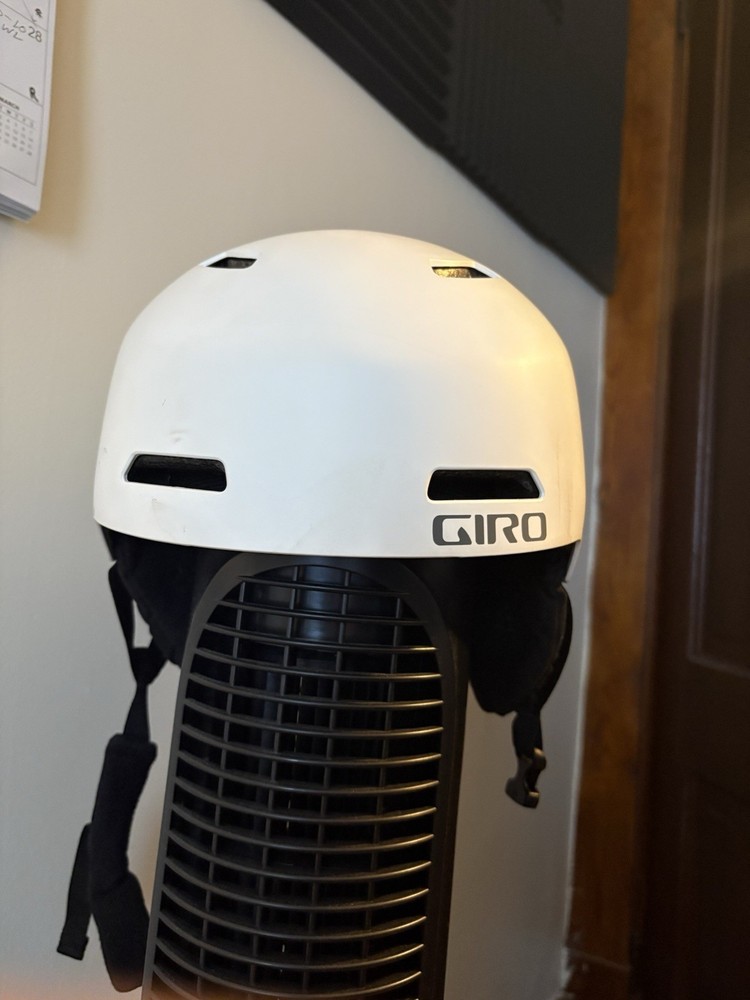 Giro Ledge Helmet White L Hard Shell Adjustable Fitting ABS Plastic