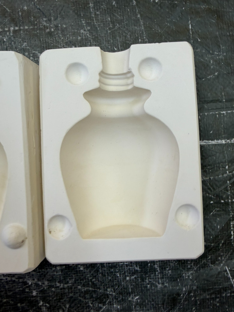 VINTAGE BOOTHE CERAMIC MOLD #576 JARDINIERE PUMP