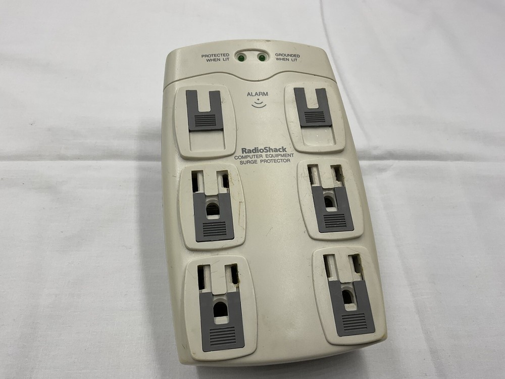 RadioShack Computer Equipment Surge Protector 61-2421