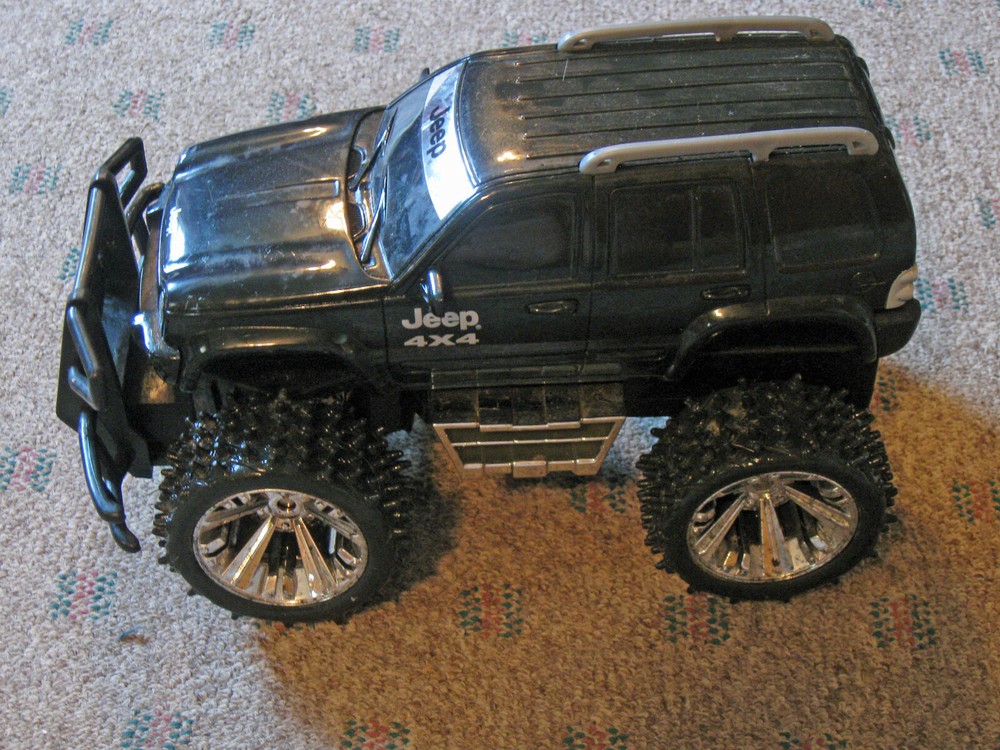 RADIO CONTROLLER CAR - JEEP