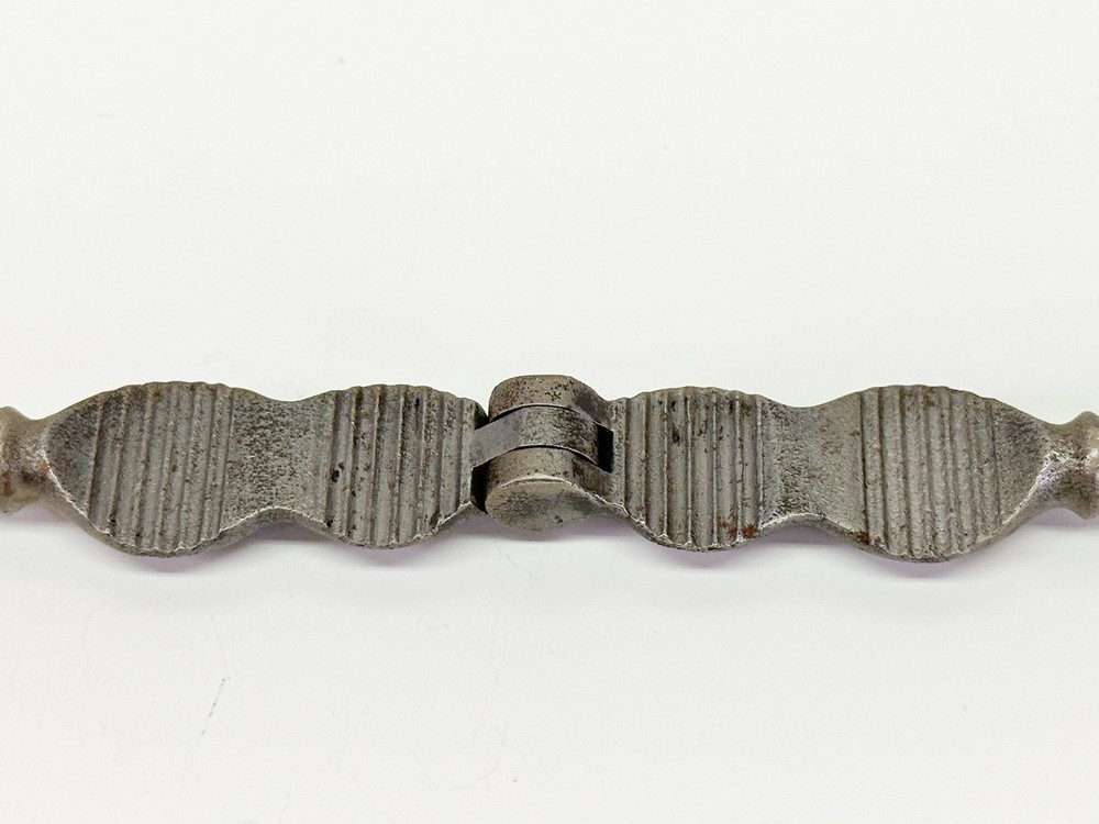 Antique Cast Iron Solid Nutcracker Heavy Duty Walnut Chestnut Lobster Cracker